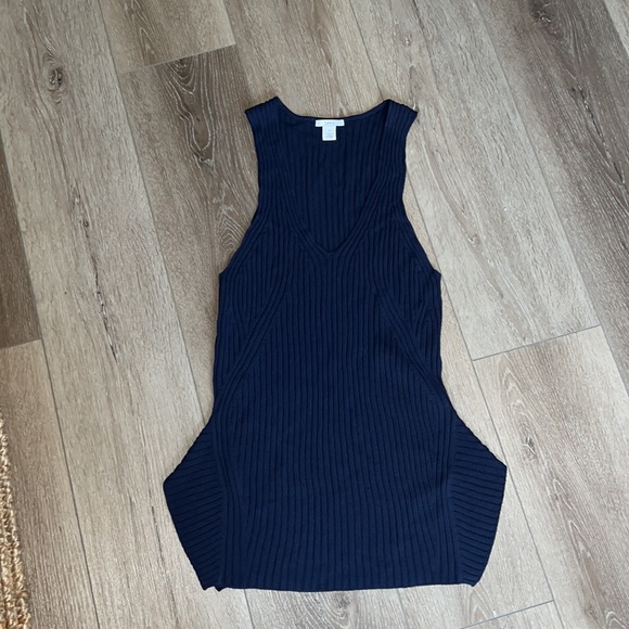 Lewit Tank too - Picture 3 of 6